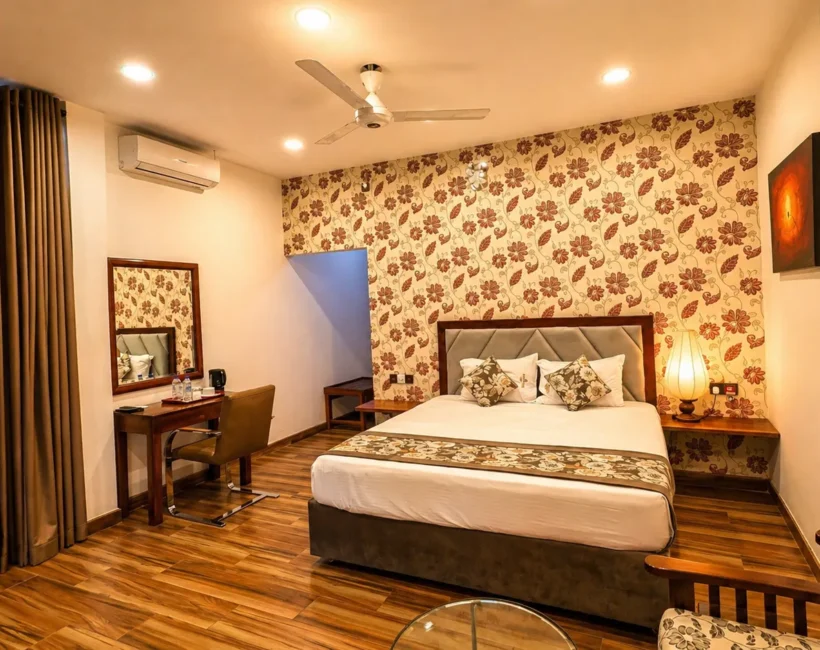 Deluxe King Suite