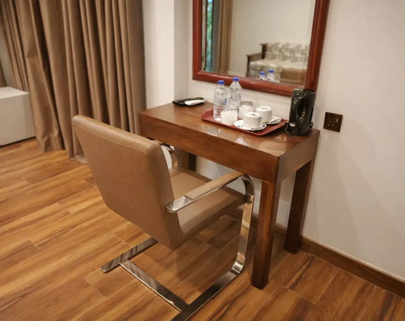 Deluxe King Suite