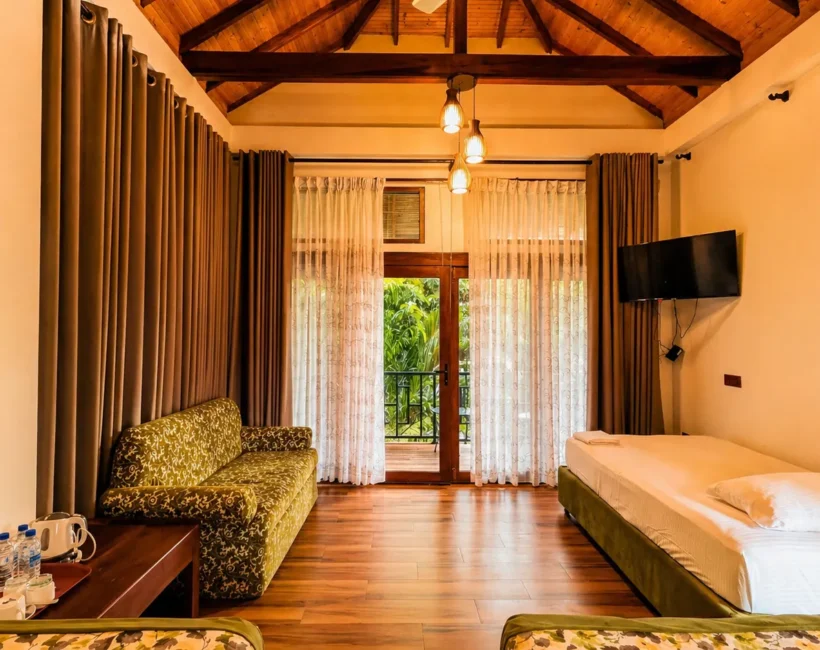 Green Triple Room