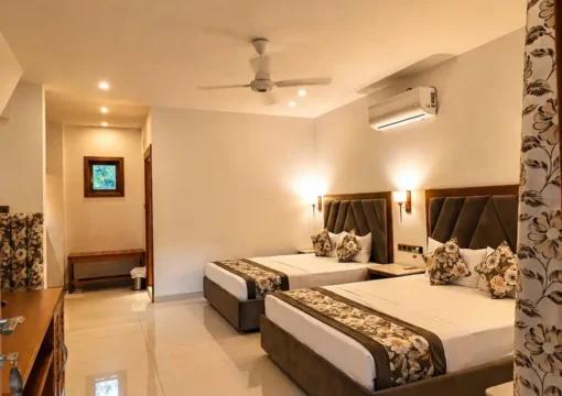 Deluxe Family Suite